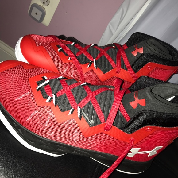 Brand New Red Under Armour Basketball Shoes - Picture 1 of 4